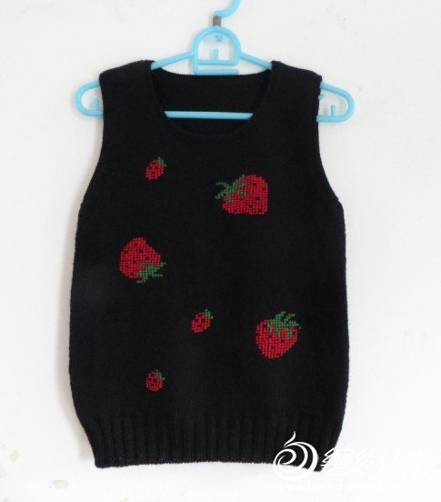 甜美大草莓毛衣