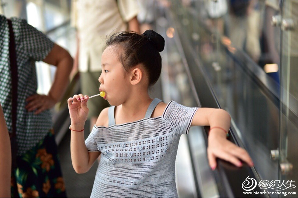 女童鉤衣