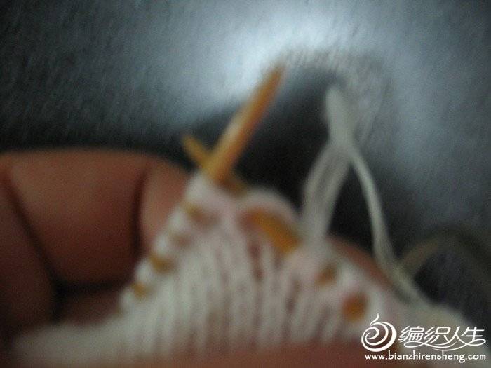 我给孙宝宝编织的毛衣（8）-再织连边小背心，有编织方法