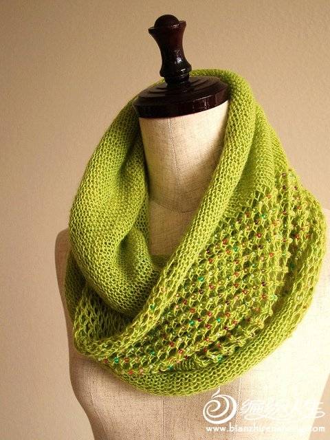 Jeweled Cowl by Sachiko Uemuraclose.jpg