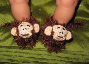 baby-monkeyboots-knitting-pattern-by-madmonkeyknits3-300x219.jpg