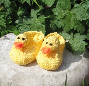 BABY-RUBBER-DUCK-SHOES4-300x290.jpg