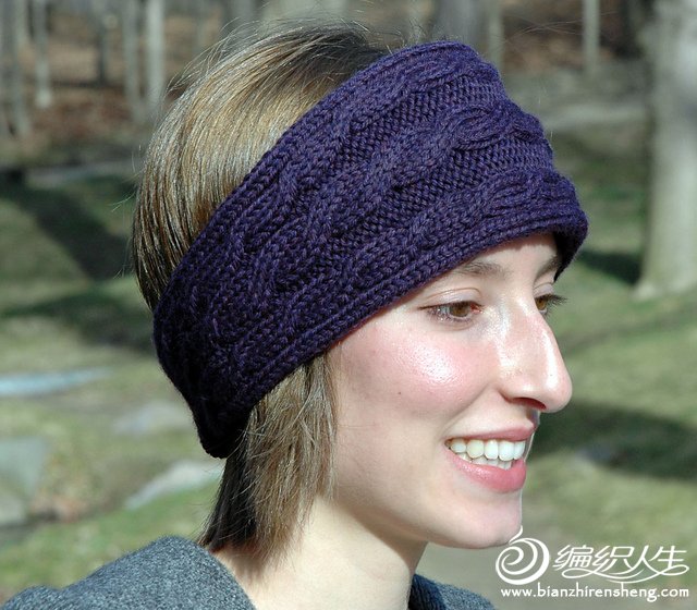 Cozy Cable Headband.jpg