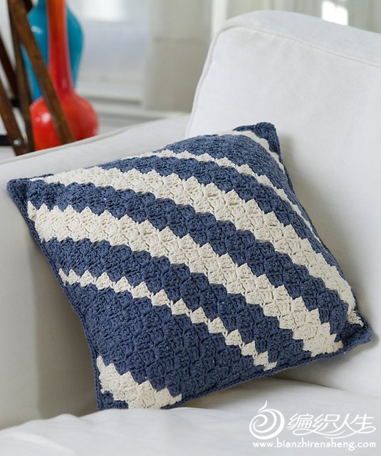 Diagonal Pillow.jpg