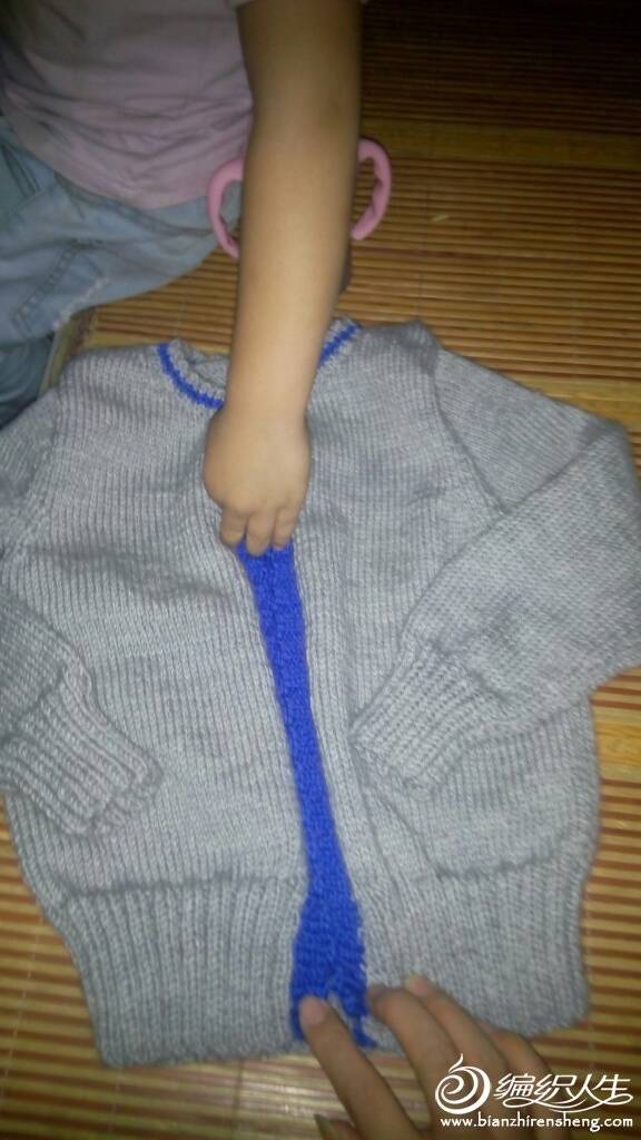 160042m2gwf8c5cccc5l8l.jpg