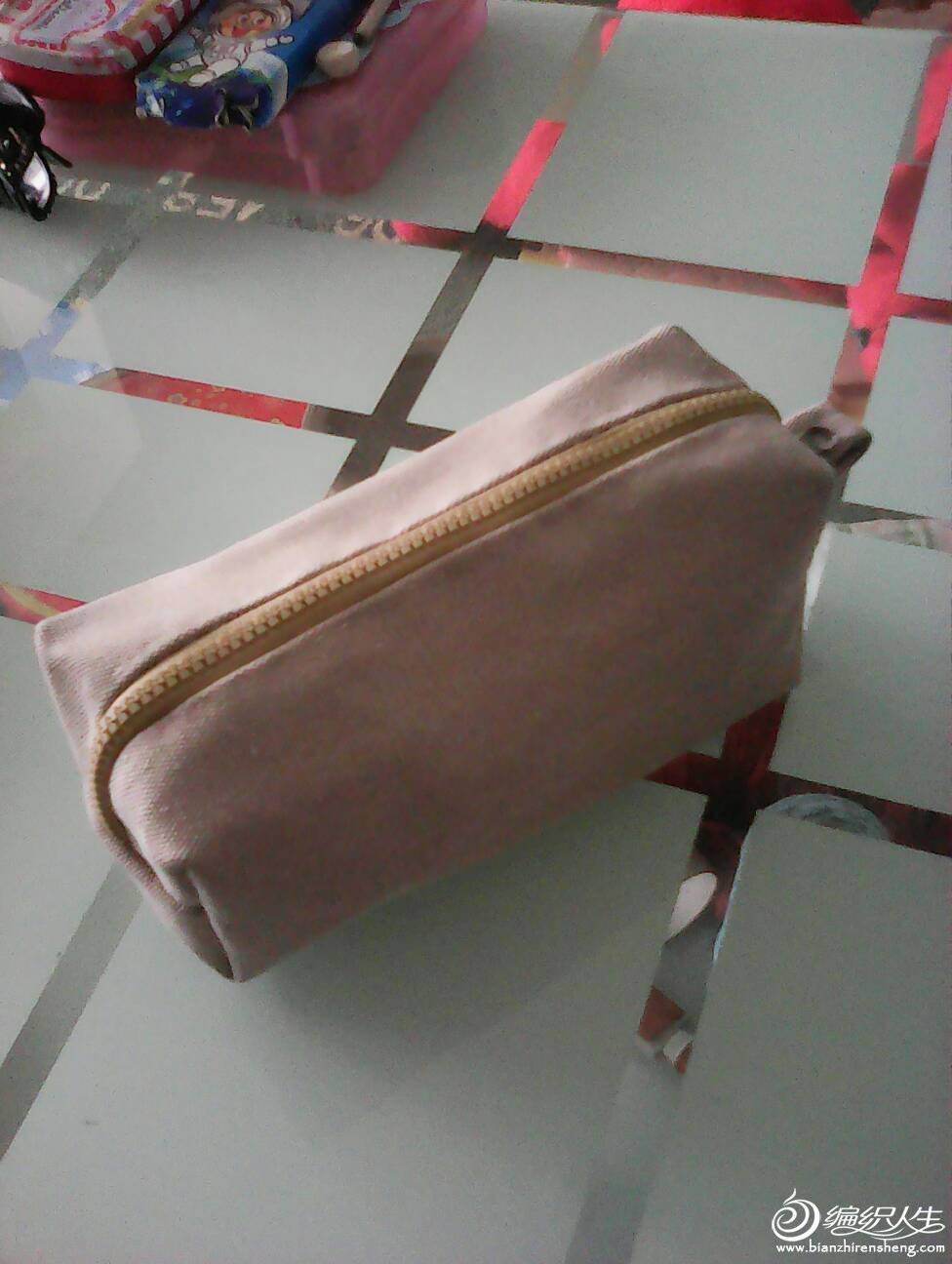 145651x0tauas868oua863.jpg