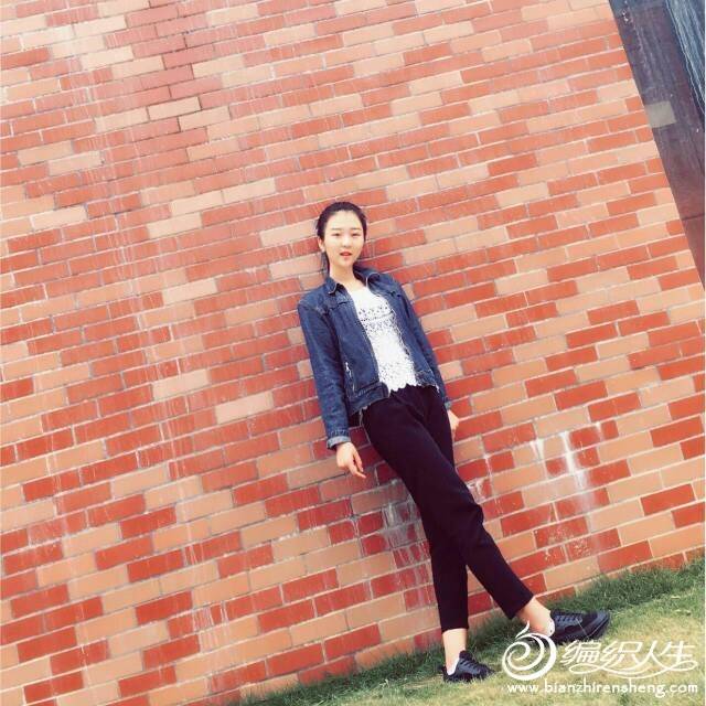 100505tnbn44gt4ggr7xin.jpg