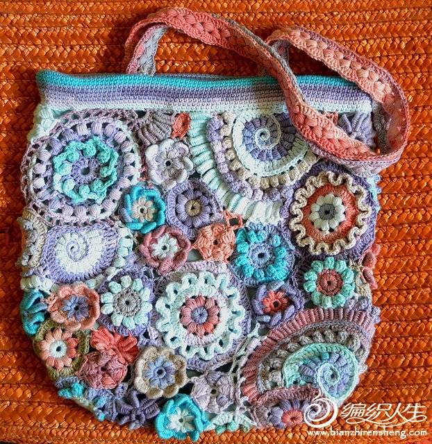 freeform-crochet-tote-bag_medium2.JPG