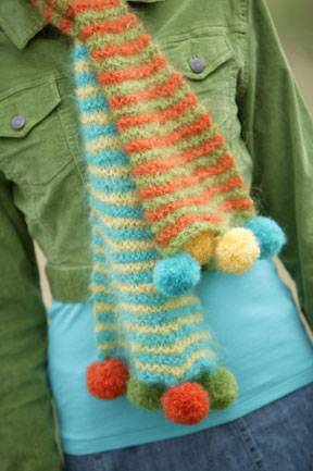 43-pom-pom-scarf.jpg